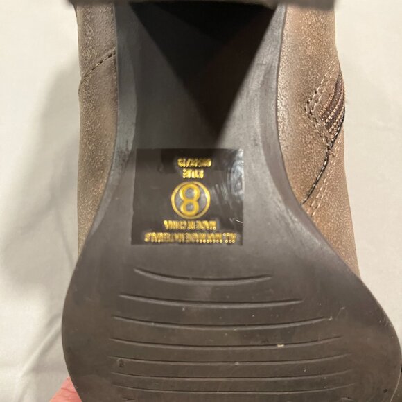 SODA Brown Booties Size 8 - Picture 6 of 7